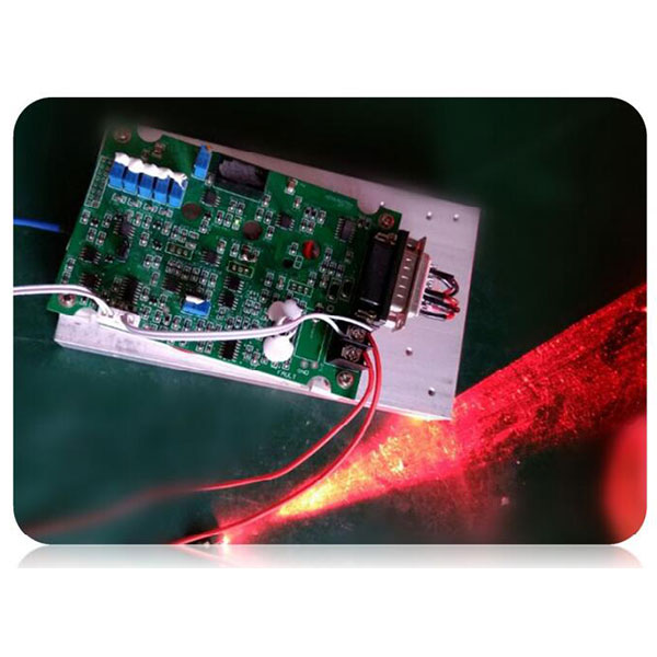 650nm 0~8W Rojo Alto Voltaje Láser de fibra acopladaControl de software Personalizable Laser